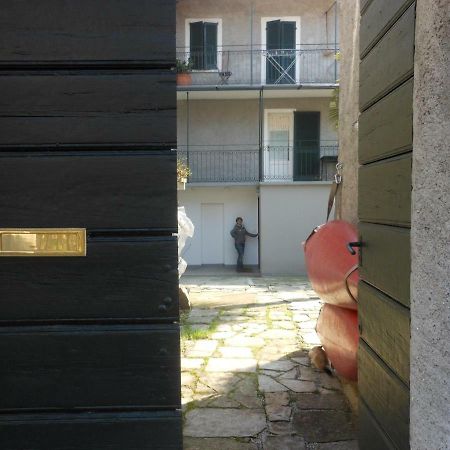 Il Vecchio Cortile Apartment Mandello del Lario Luaran gambar