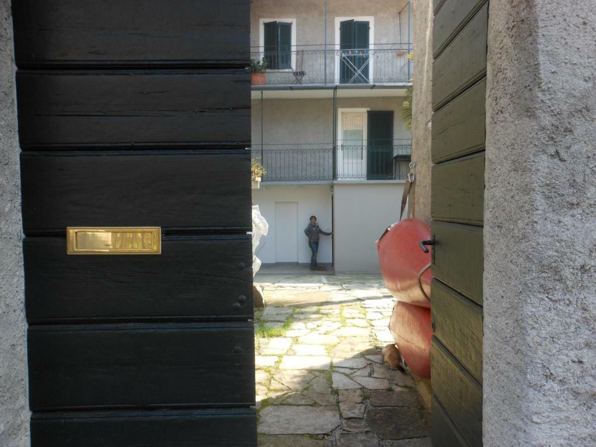 Il Vecchio Cortile Apartment Mandello del Lario Luaran gambar