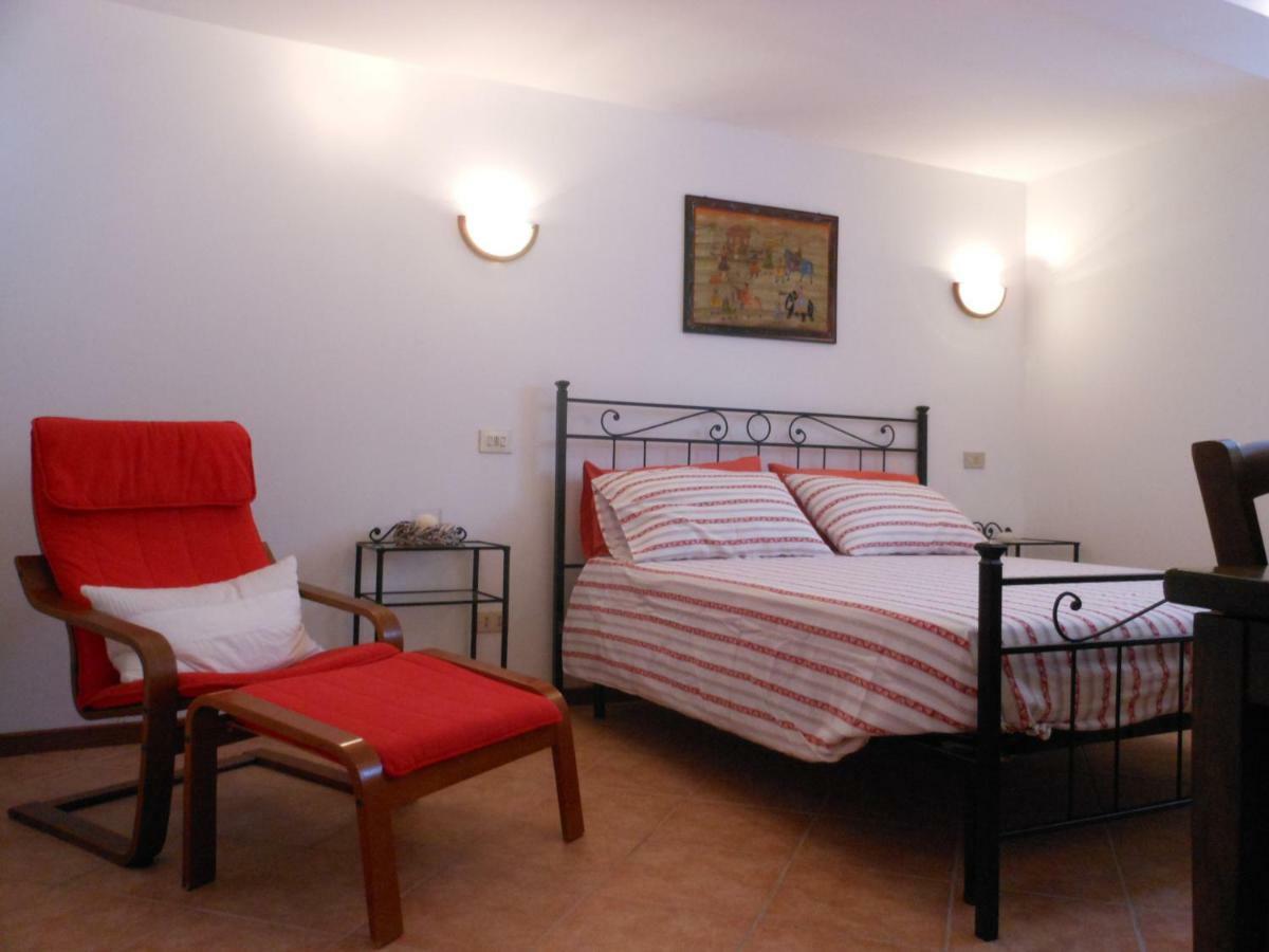 Il Vecchio Cortile Apartment Mandello del Lario Luaran gambar