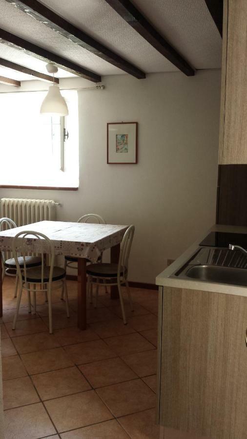 Il Vecchio Cortile Apartment Mandello del Lario Luaran gambar
