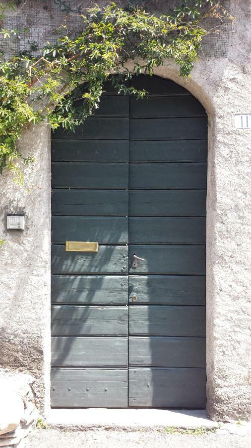 Il Vecchio Cortile Apartment Mandello del Lario Luaran gambar